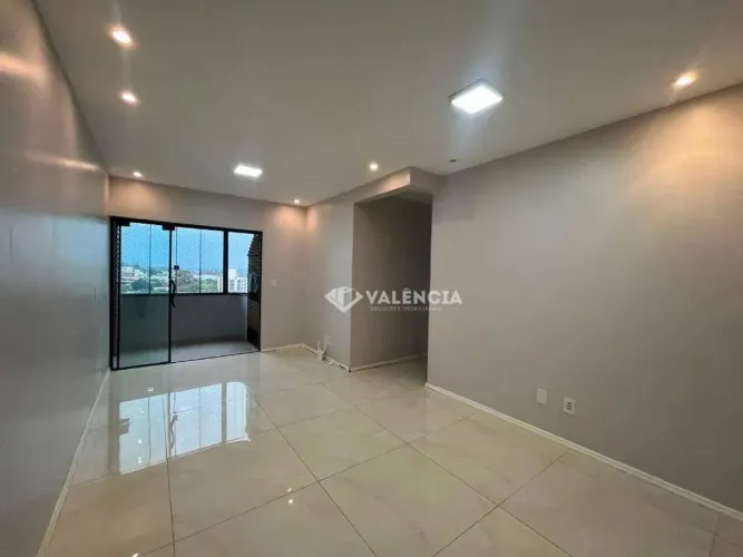 Apartamento semi mobiliado para locação por R$2.200,00 na Rua Pio XII - Bairro Neva Cascav