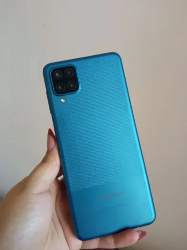 Samsung a12