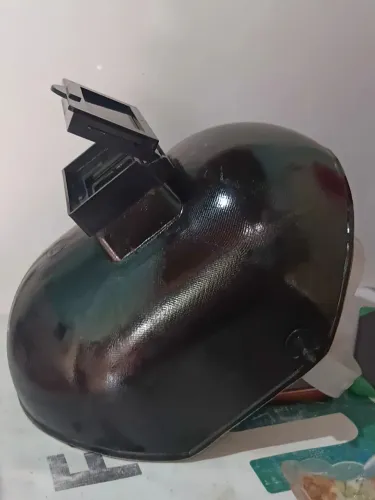 Máscara de solda semi nova 