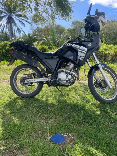 Tenere 250 