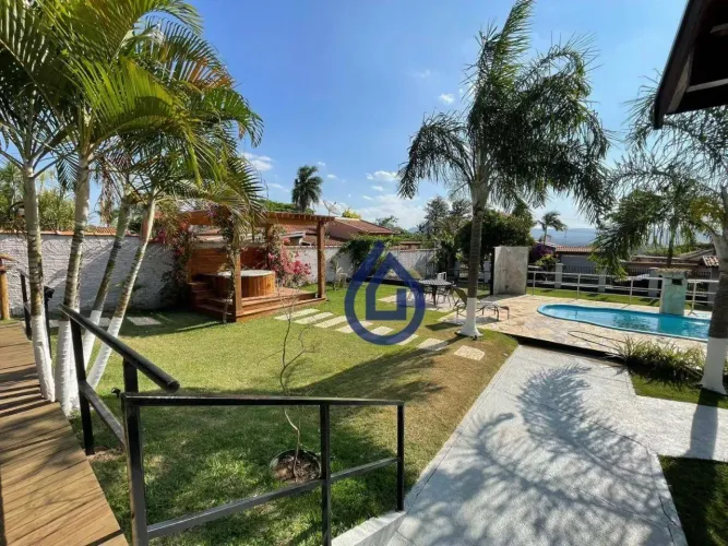 Casa com 3 dormitórios à venda por R$ 1.650.000,00 - Núcleo Lageado Portal dos Nobres - Ip