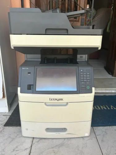 Impressora Lexmark MX711