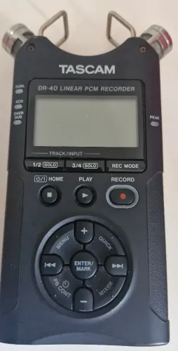 Tascam DR-40 gravador