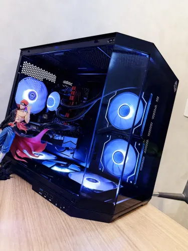 PC GAMER RYZEN 5 5500 / RX 6600
