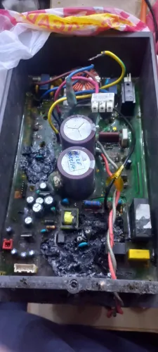 Placa de Ar-Condicionado Electrolux - Sucata