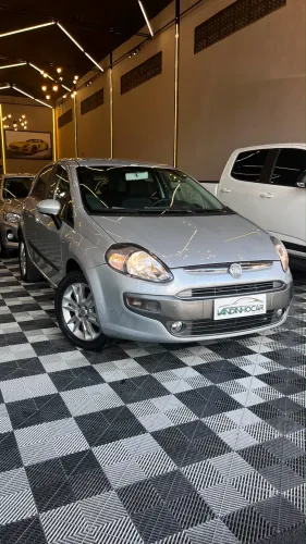 Fiat Punto Essence 1.6 Flex 16V 5P 2013
