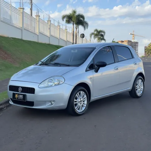 Fiat Punto Attractive Italia 1.4 F.flex 8V 5P 2012