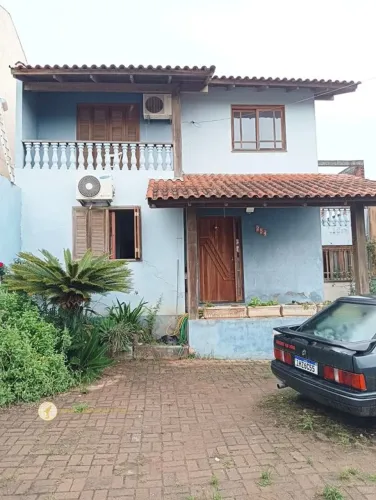 Casa com 5 Quarto(s) e 3 banheiro(s) para Alugar, 100 m² por R$ 2640 / Mês