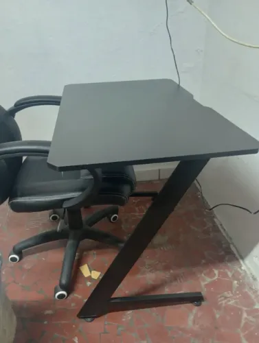 Mesa gamer e Cadeira gamer