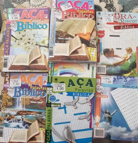 REVISTAS DE CAÇA-PALAVRAS BÍBLICO = 30 UNIDADES POR 15,00