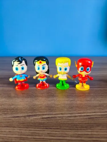 Coleção Bonecos Toy Art DC Liga da Justiça Bob's