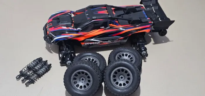 Traxxas XRT mini 1/16 - Chassi