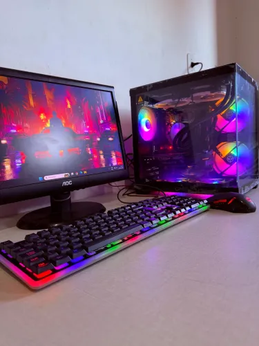 Promoção Pc Gamer completo AMD Ryzen 5 com 16 GB de memória RAM placa de vídeo RX 580