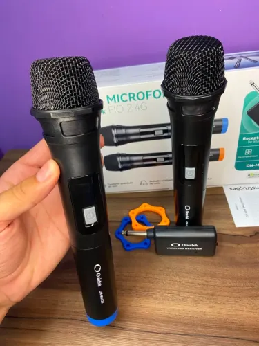 Microfone sem Fio Duplo Onistek com Receptor ON-MC825