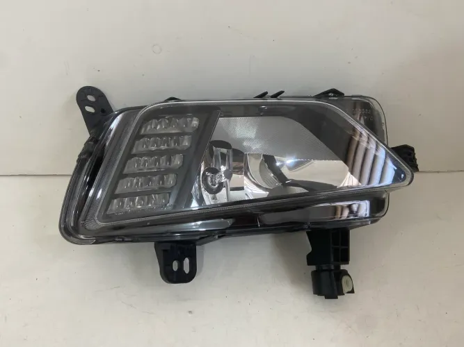 Farol Milha Polo Virtus 2018 19 20 21 C/Led Lado Direito (Original)