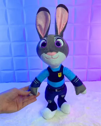 Boneca Pelúcia Coelha Judy Hop Zootopia
