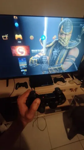 PS3 DESBLOQUEADO + 2 CONTROLES E JOGOS