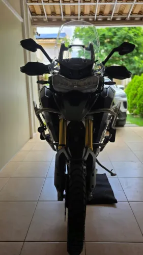 OPORTUNIDADE: MOTO IMPECÁVEL, NA GARANTIA E COMPLETA PARA VIAGEM Tigger 1200 RA EXP