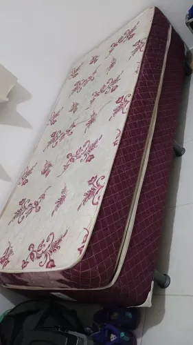 Cama box solteiro com colchão