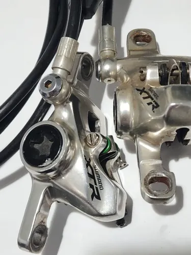 Shimano XTR M985 - Freios Hidráulicos (par) Usados