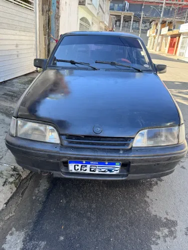 Chevrolet Monza GL 1.8 Efi/ SL/ L/ 650/barc. 2e4p (álcool) 1995