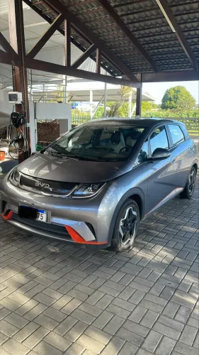 BYD Dolphin EV (Elétrico) 2025