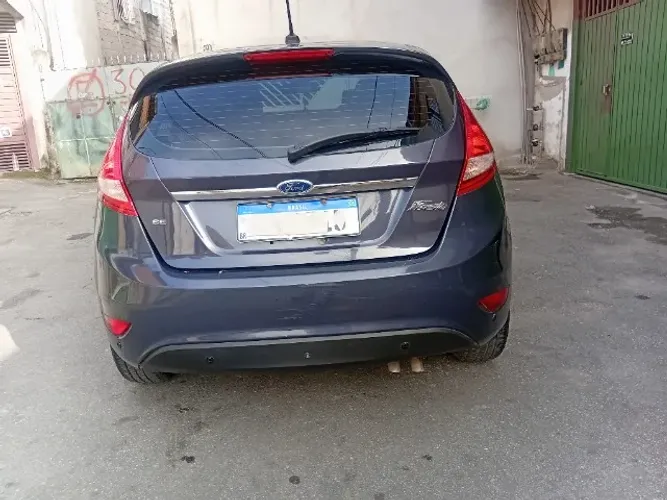 Ford Fiesta SE 1.6 16V Flex 5P 2012