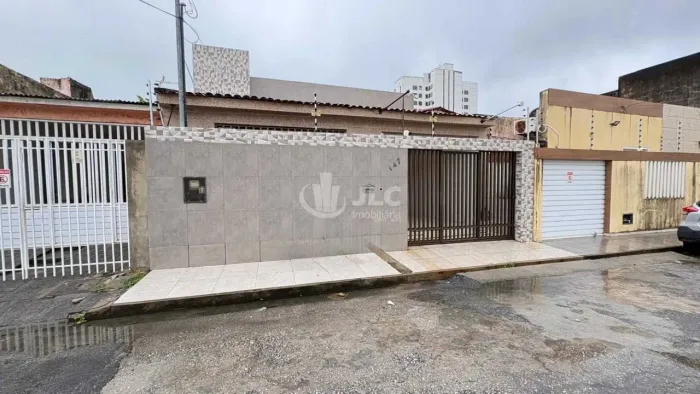Casa na 13 de julho [12820]