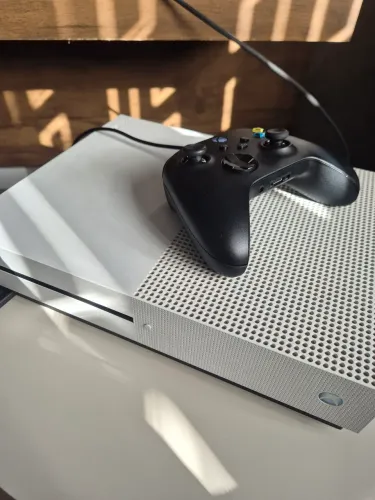 xbox one s 500gb + controle