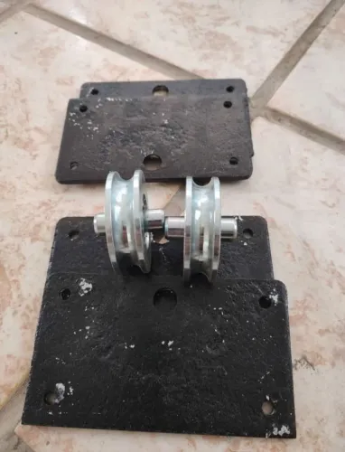 Roldanas para portão de correr.