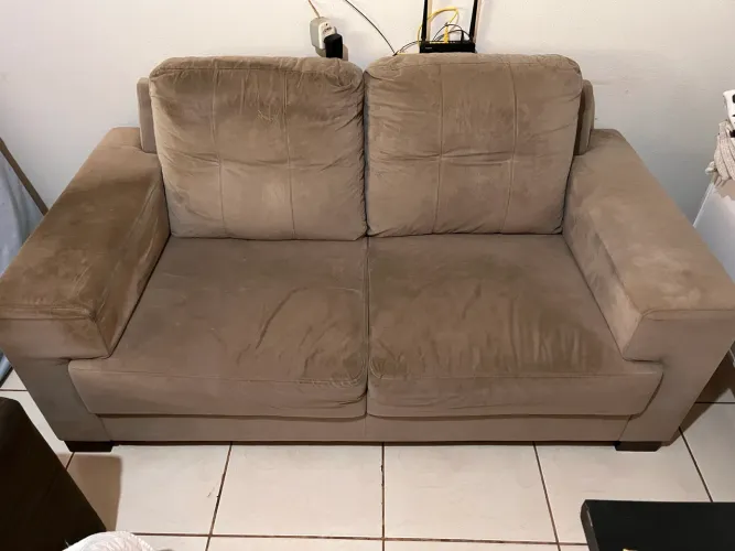 Sofá 2 lugares 