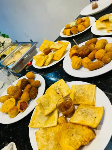 Serviço de buffet volante 