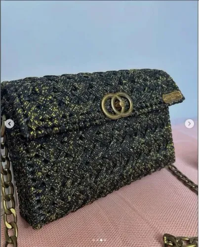 Bolsa e bracelete