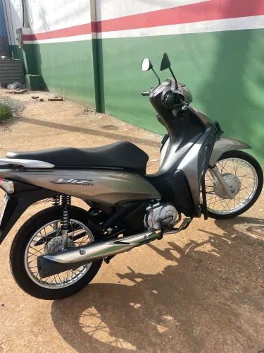 VENDE-SE HONDA 110 | BIZ 23/24