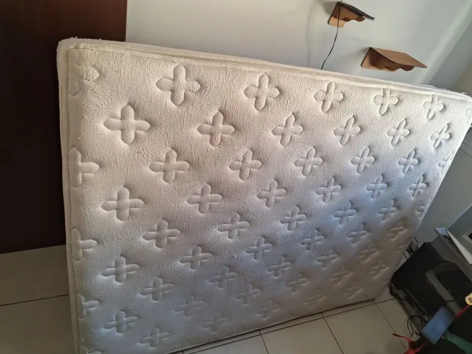 Colchão casal padrão + Box (Umaflex D26)