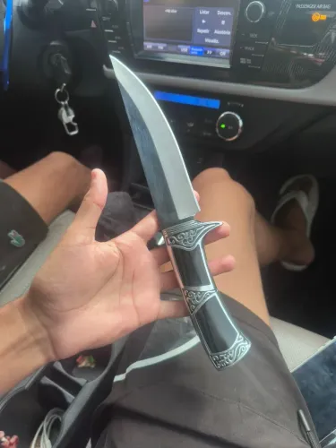 Faca Estilo Kukri