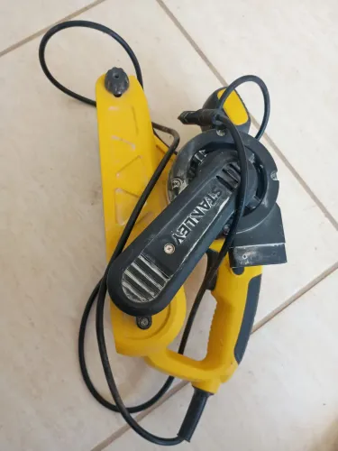 Vendo lixadeira de cinta Stanley 
