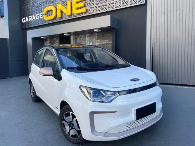 JAC E-JS1 62cv 5P Aut. (elétrico) 2023