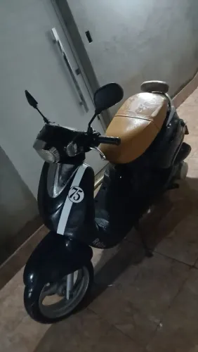 Scuter 150 cilindradas oportunidade