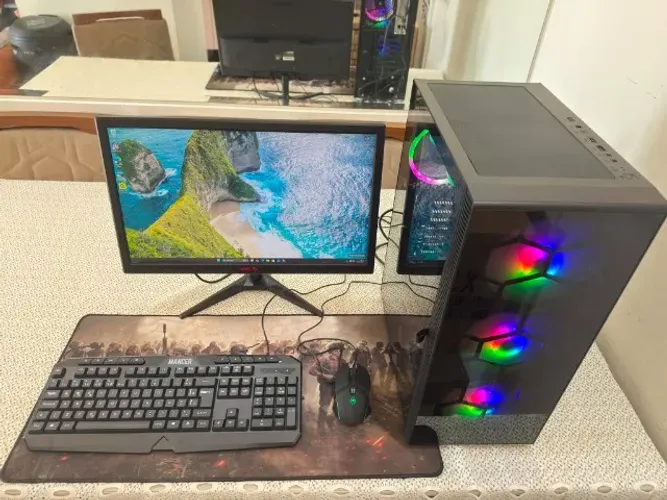 Troco Vendo Pc Gamer Completo Intel core i5-12500 /16g /ssd256+500TB/ topp