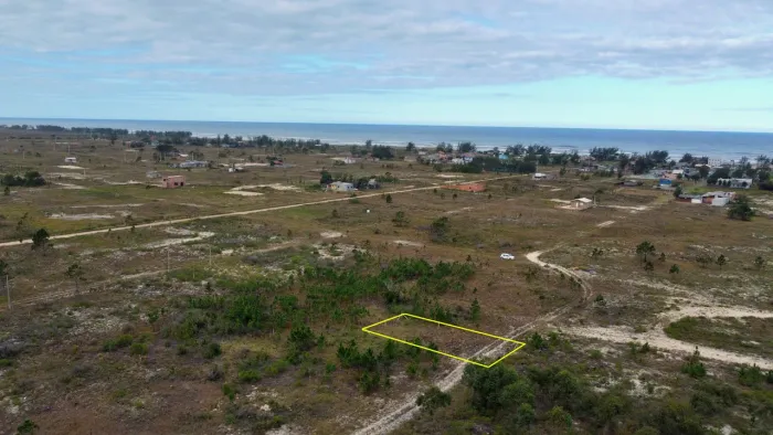 TERRENO A VENDA PRAIA TROPICAL
