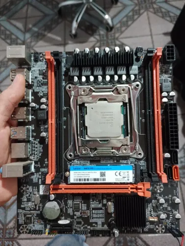 KIT XEON  XEON E5 2650 V4 +SSD Gabinete e Walter cooler fonte 