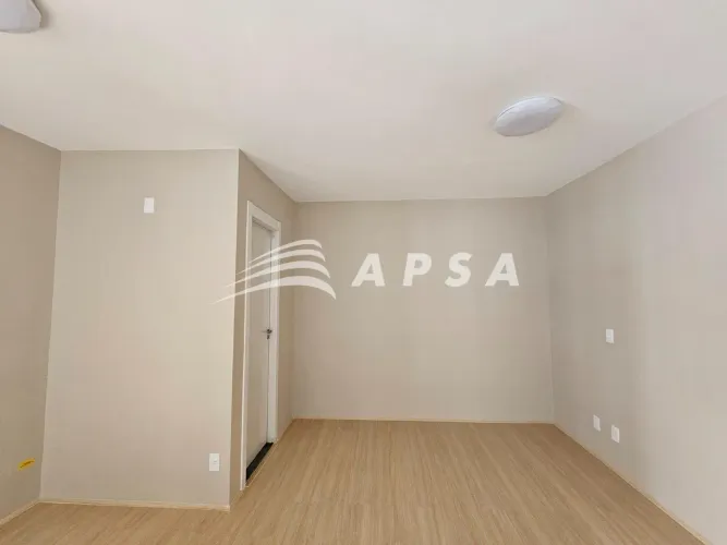 SEJA O PRIMEIRO A MORAR NESTE MODERNO STUDIO DE PRIMEIRA LOCAÇÃO, TOTALMENTE REFORMADO E P