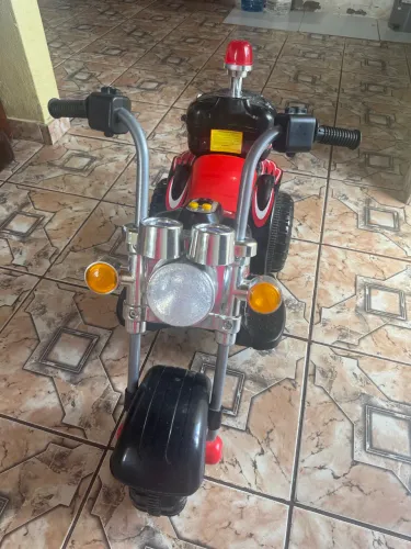 Motinha Elétrica Infantil - Pouco Usada