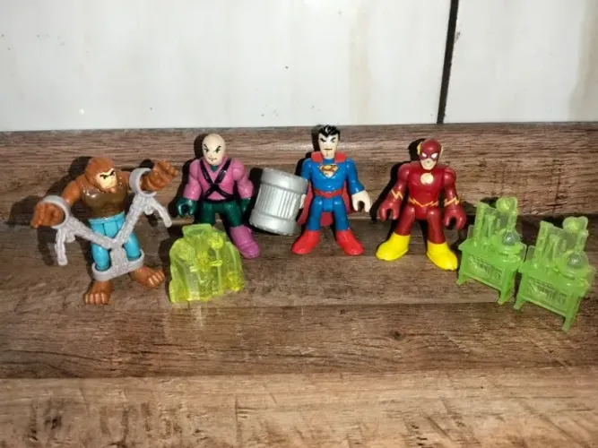 4 Bonecos Imaginext