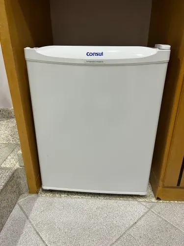 Vende-se frigobar em Macae