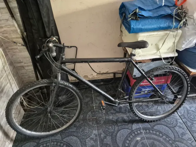 Bicicleta Aro 26 pronta pra uso.