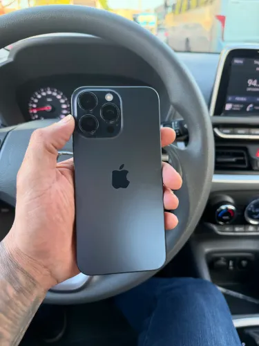 iPhone 15 pro max 4.750,00