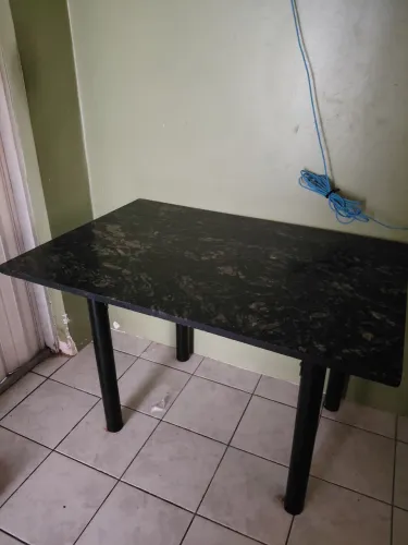 Mesa de mármore