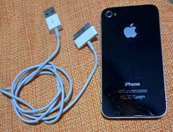 IPhone 4s para retirada de peças
